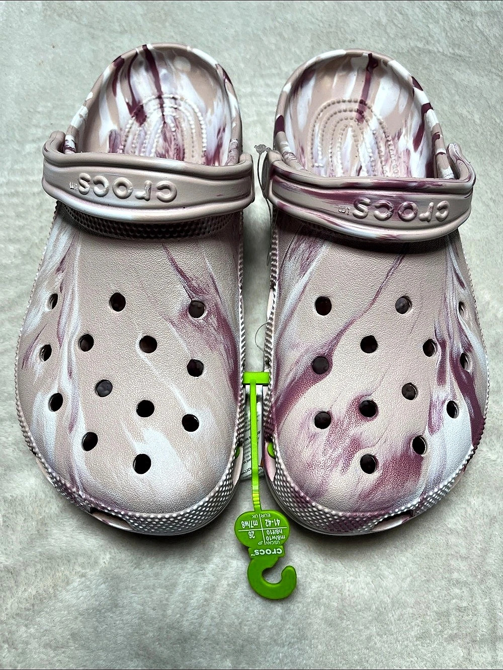 Crocs Classic Marbled Clog Pink & White US 8 Men’s 10 Women’s NWT